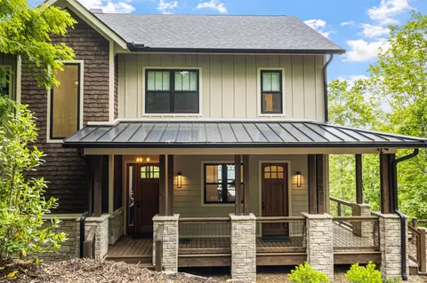 55 Steeplebush Ct, Tuckasegee, NC 28783