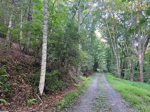 B Old Parker Road, Lake Toxaway, NC 28747