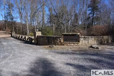 3702 Cashiers Rd, Highlands, NC 28741