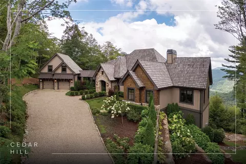 726 E Ridge Rd, Cashiers, NC 28717