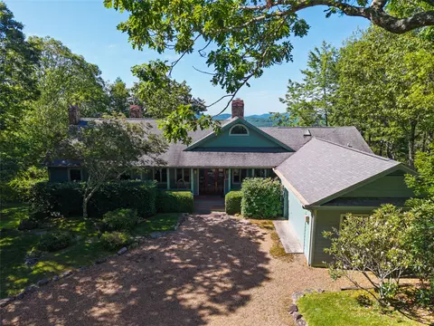 35 Corrie Dl, Cashiers, NC 28717