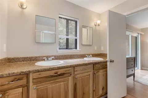 Bath - 98 Dogwood Knob #25-2A, Sapphire, NC 28774 photo 5 of 5