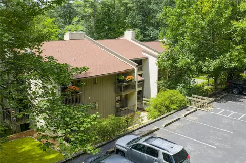 Exterior - 98 Dogwood Knob #25-2A, Sapphire, NC 28774 photo 20 of 24