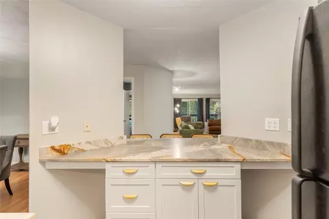 Kitchen - 98 Dogwood Knob #25-2A, Sapphire, NC 28774 photo 6 of 6