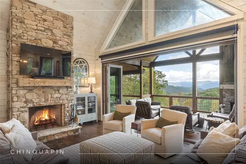 114 Settlers Rest Rd, Glenville, NC 28736