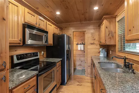 415 Clayson Dr, Cullowhee, NC 28723 photo 24