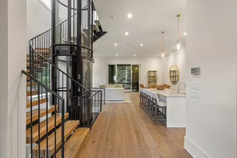 Entry Way - 504 Birchwood Dr #B-2, Highlands, NC 28741 photo 2 of 4
