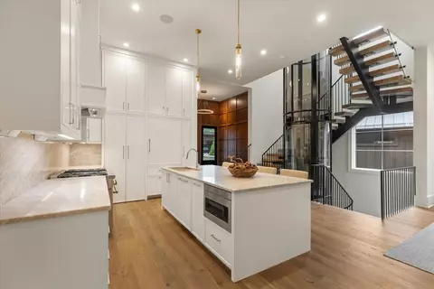 Kitchen - 504 Birchwood Dr #B-2, Highlands, NC 28741 photo 2 of 4
