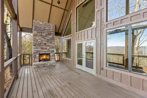 Exterior - 401 Windy Gap Ln, Sapphire, NC 28774 photo 4 of 20