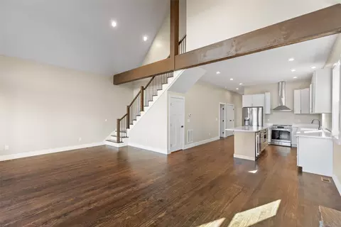 Living - 401 Windy Gap Ln, Sapphire, NC 28774 photo 9 of 13