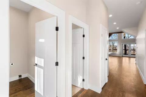 Entry Way - 401 Windy Gap Ln, Sapphire, NC 28774 photo 4 of 5