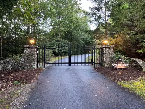 Other - 401 Windy Gap Ln, Sapphire, NC 28774 photo 28 of 30