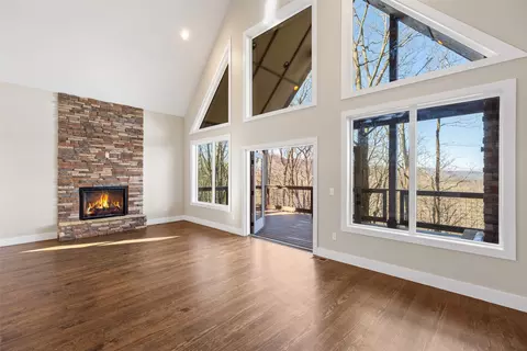Living - 401 Windy Gap Ln, Sapphire, NC 28774 photo 7 of 13