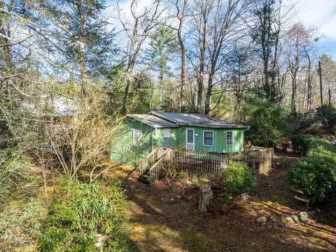 48 Squirrel Ln, Sapphire, NC 28774 photo 2