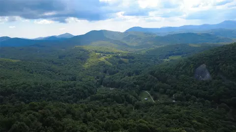 25 Fowler Rd, Glenville, NC 28736