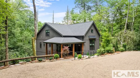 149 Woodland Hill Dr, Highlands, NC 28741