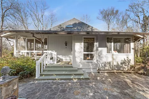 2741 Magnolia Dr, Highlands, NC 28741 photo 3