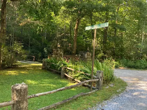 000 Walkingstick Rd, Highlands, NC 28741 photo 9