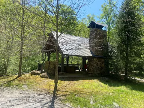 23 Green Drake Ln, Cullowhee, NC 28723 photo 4