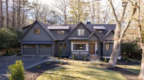 25 Hemlock Rdg, Highlands, NC 28741 photo 2
