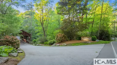 29 North Long Bridge Lane, Cullowhee, NC 28717 photo 22