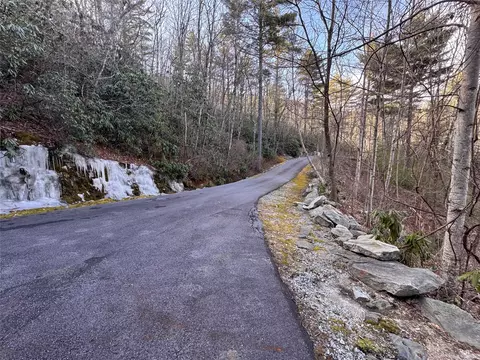 36 Rock Mountain Rd, Sapphire, NC 28774 photo 13