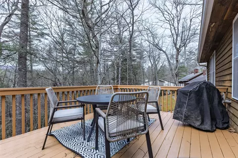 Exterior - 323 Overlook Rd #12, Sapphire, NC 28774 photo 2 of 3