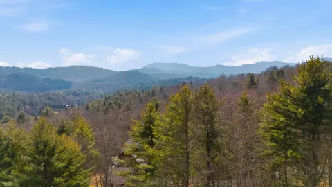14 Trellis Ln, Cullowhee, NC 28723 photo 4