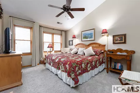 Bedroom - 142 Eagle Ridge Rd #2304, Sapphire, NC 28774 photo 3 of 4