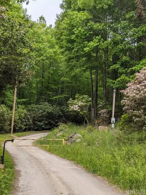 17010 Buck Knob Rd, Cullowhee, NC 28723 photo 2
