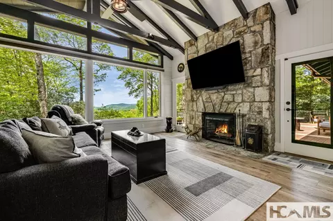 1135 Big Bear Pen Rd, Highlands, NC 28741