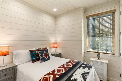 Bedroom - 111 Moonstone Loop, Highlands, NC 28741 photo 5 of 7
