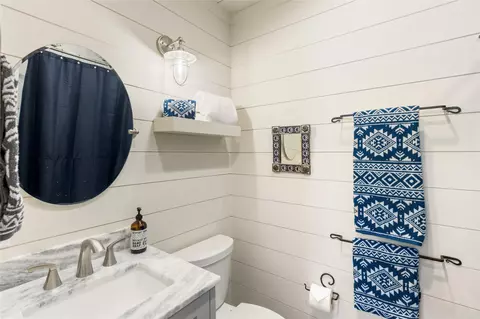 Bath - 111 Moonstone Loop, Highlands, NC 28741 photo 3 of 4