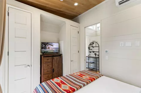 Bedroom - 111 Moonstone Loop, Highlands, NC 28741 photo 3 of 7