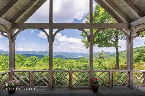 159 Kerry Hill Rd, Cashiers, NC 28717