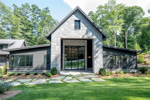 42 High Gate Dr, Highlands, NC 28741