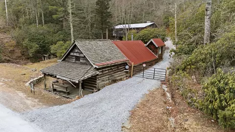 4317 Dillard Rd, Highlands, NC 28741
