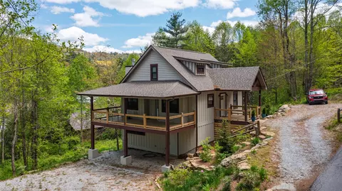 67 Chipmunk Trl, Glenville, NC 28736