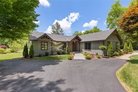 1080 Sky Lake Dr, Highlands, NC 28741