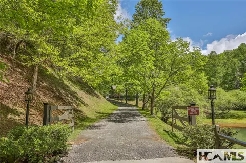 Exterior - 1285 Leafstone Cir, Sylva, NC 28779 photo 3 of 29