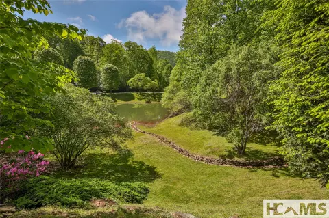 Exterior - 1285 Leafstone Cir, Sylva, NC 28779 photo 5 of 29