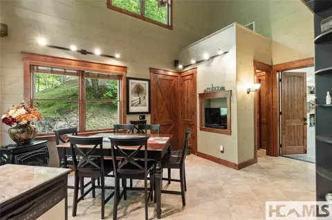 Dining - 1285 Leafstone Cir, Sylva, NC 28779 photo 2 of 3