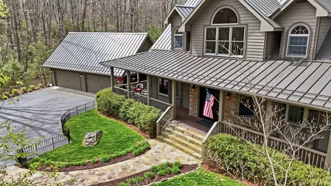 110 View Rd, Glenville, NC 28736