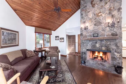 Living - 594 Highgate Rd, Highlands, NC 28741 photo 1 of 2