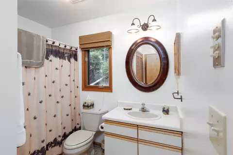 Bath - 594 Highgate Rd, Highlands, NC 28741 photo 1 of 3