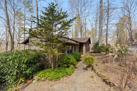 86 Dogwood Dr, Highlands, NC 28741