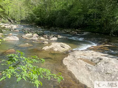 59 Waterdance Dr, Cullowhee, NC 28723 photo 10