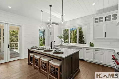 Kitchen - 33 Sanctuary Ridge Rd, Highlands, NC 28741 photo 7 of 10