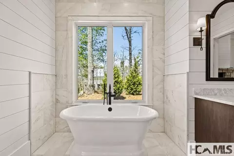 Bath - 33 Sanctuary Ridge Rd, Highlands, NC 28741 photo 4 of 7