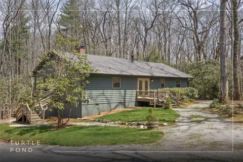 255 Turtle Pond Rd, Highlands, NC 28741